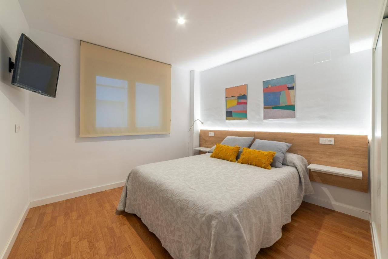 Apartamentos Turisticos Torres De Santiago Úbeda Exterior foto
