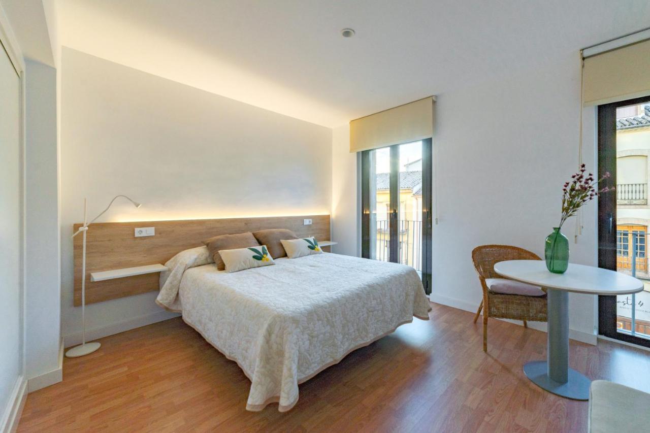 Apartamentos Turisticos Torres De Santiago Úbeda Exterior foto